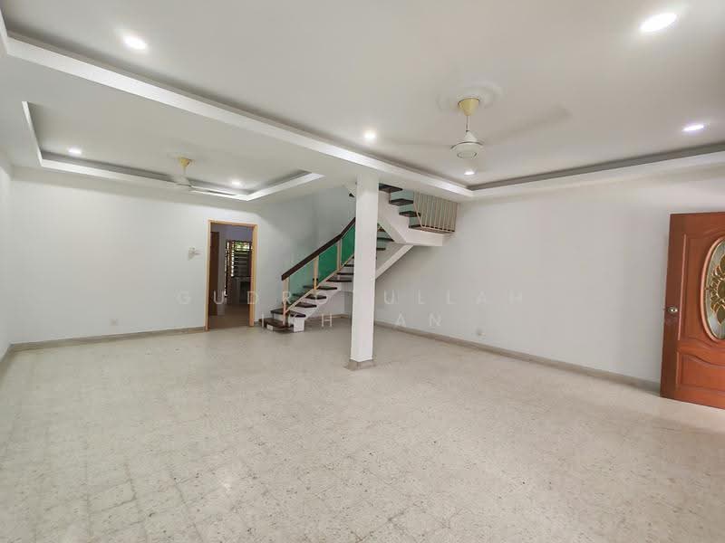 Rumah Teres 2-Tingkat untuk Dijual di Pandan Jaya (Ampang) - Gudrotullah Ikhwan - Living Room - PropertyGuru.com.my