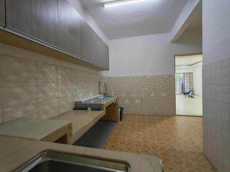 Rumah Teres 2-Tingkat untuk Dijual di Pandan Jaya (Ampang) - Gudrotullah Ikhwan - Kitchen - PropertyGuru.com.my