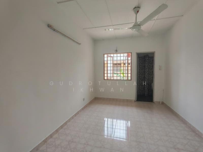 Rumah Teres 2-Tingkat untuk Dijual di Pandan Jaya (Ampang) - Gudrotullah Ikhwan - Interior - PropertyGuru.com.my
