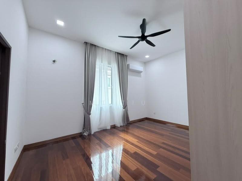 Bungalow House for Rent in Ukay Seraya (Ampang) - MT Tiu - Bedroom - PropertyGuru.com.my