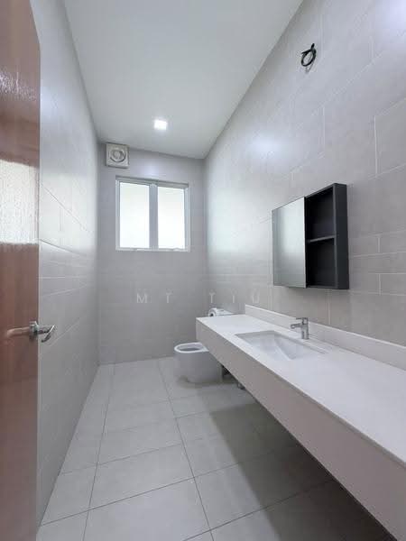 Bungalow House for Rent in Ukay Seraya (Ampang) - MT Tiu - Bathroom - PropertyGuru.com.my