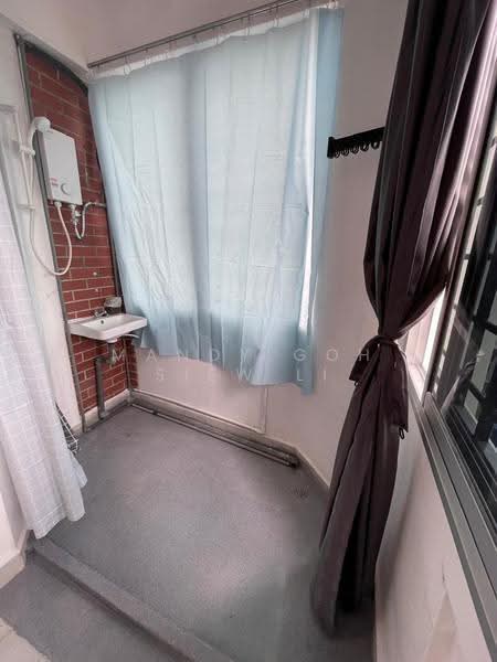 Kondominium untuk Disewa di Kondominium Tanjung Puteri - Mandy Goh Siew Li - Bathroom - PropertyGuru.com.my