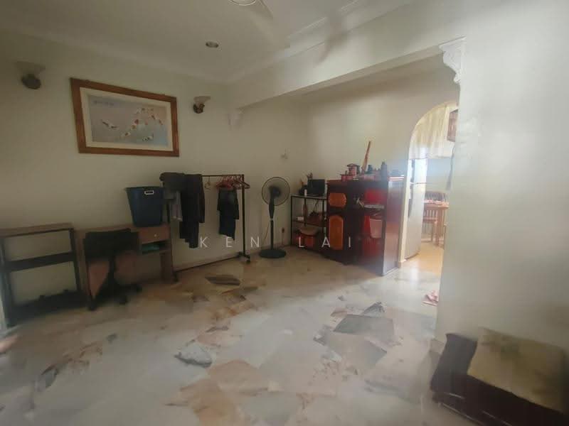 Rumah Teres 2-Tingkat untuk Dijual di Taman Bukit Idaman (Selayang) - Ken Lai - Living Room - PropertyGuru.com.my