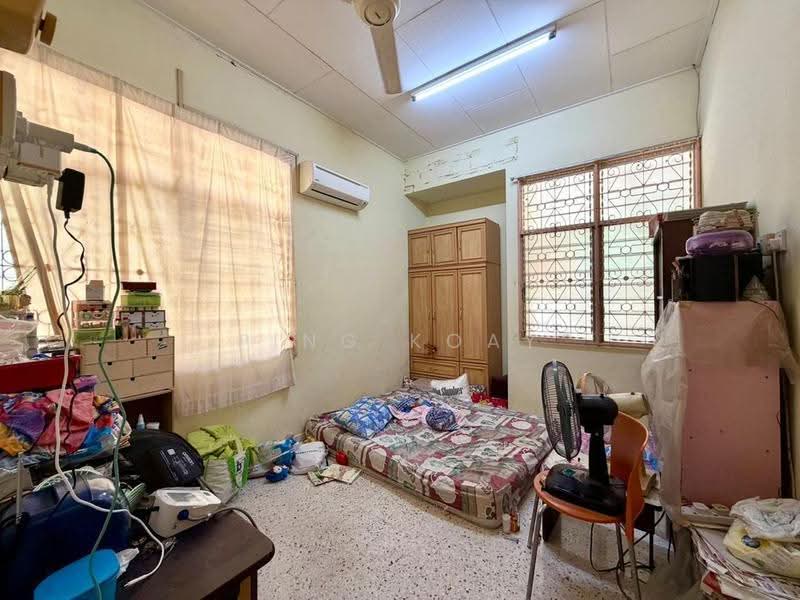 Rumah Berkembar untuk Dijual di George Town (Penang) - Ping Koay - Bedroom - PropertyGuru.com.my