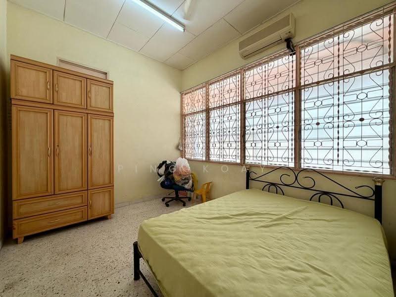 Rumah Berkembar untuk Dijual di George Town (Penang) - Ping Koay - Bedroom - PropertyGuru.com.my