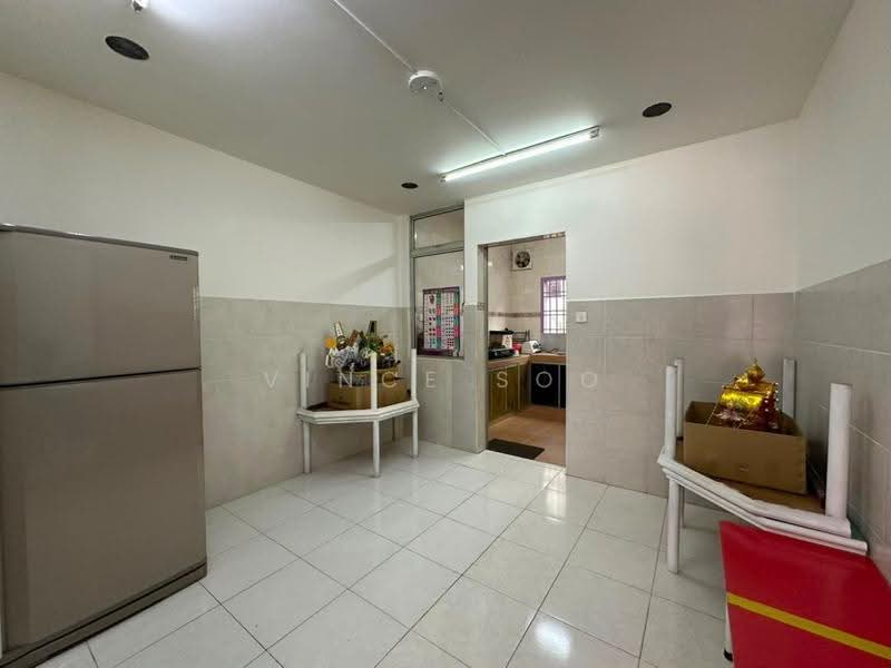 2-storey Terraced House for Sale in Bukit Indah (Iskandar Puteri (Nusajaya)) - Vince Soo - Kitchen - PropertyGuru.com.my