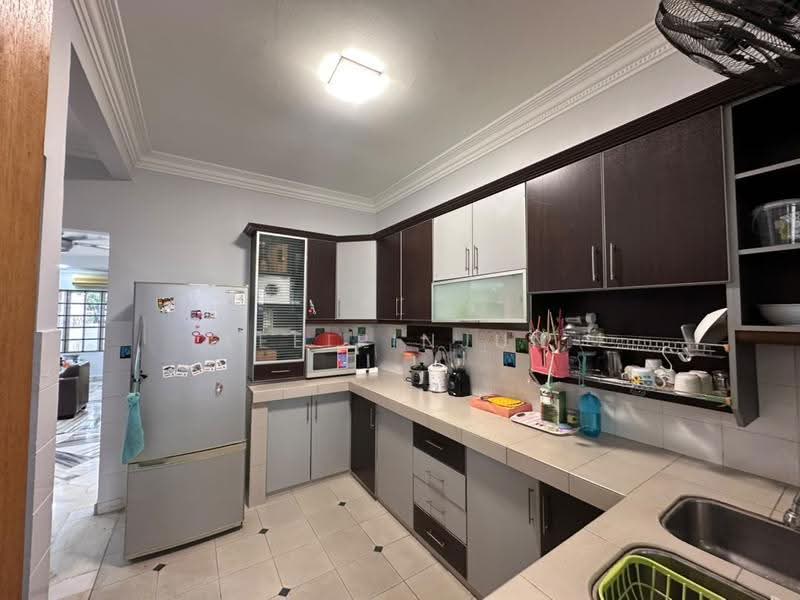 Rumah Teres 2-Tingkat untuk Disewa di Saujana Puchong (Puchong) - Lee Pinjun - Kitchen - PropertyGuru.com.my
