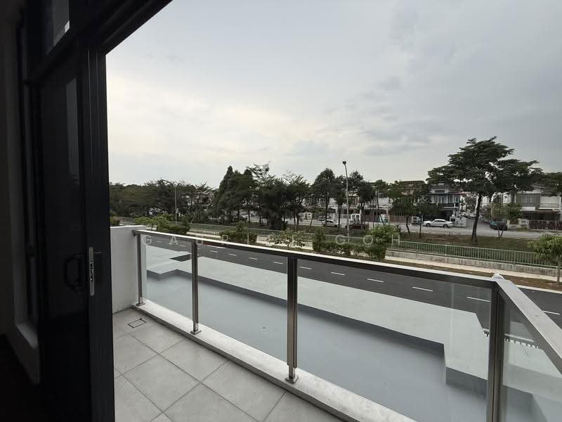 2-storey Terraced House for Sale in Setia Utama (Setia Alam) - GABRIEL GOH - Balcony - PropertyGuru.com.my