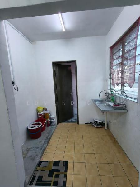 Rumah Flat untuk Disewa di Sri Indah - Edmund Goh - Kitchen - PropertyGuru.com.my