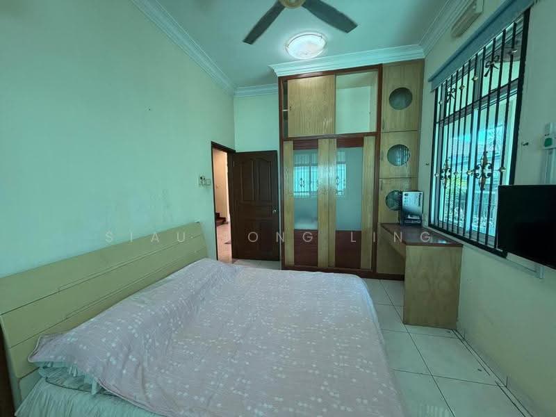 Semi-Detached House for Sale in Taman Sutera (Johor Bahru) - Siau Tong Ling - PropertyGuru.com.my