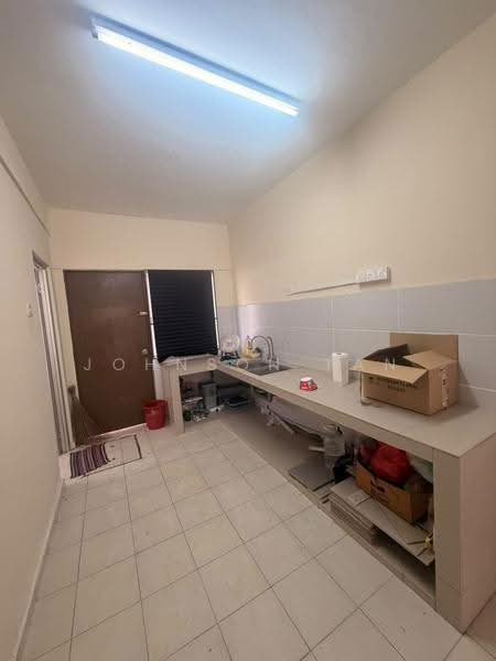 Rumah Teres 2-Tingkat untuk Disewa di Kulai (Johor) - Johnson Tan - Kitchen - PropertyGuru.com.my