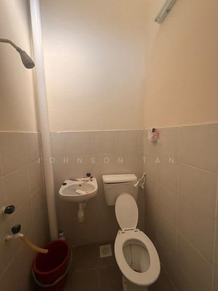 Rumah Teres 2-Tingkat untuk Disewa di Kulai (Johor) - Johnson Tan - Bathroom - PropertyGuru.com.my