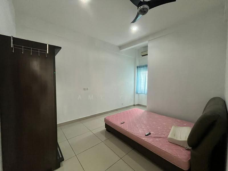 Condominium for Sale at First Residence (Residensi Unggul) - Amy Yap - Bedroom - PropertyGuru.com.my