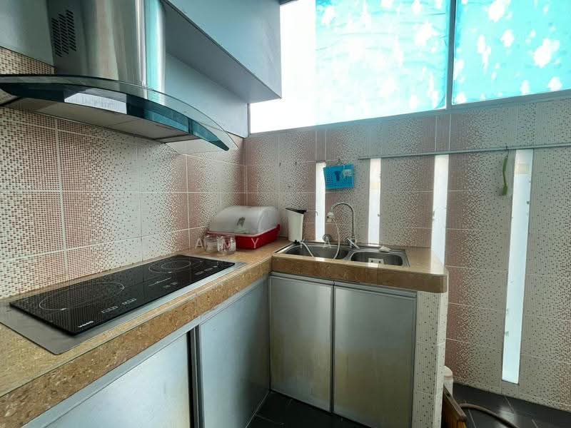 Condominium for Sale at First Residence (Residensi Unggul) - Amy Yap - Kitchen - PropertyGuru.com.my