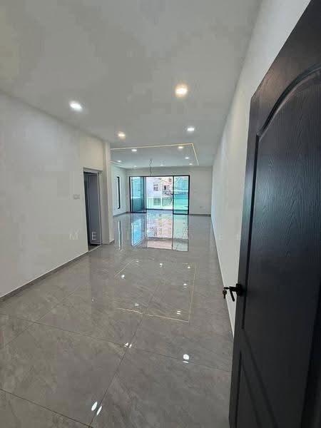 Bungalow House for Sale in Taman Kebun Teh (Johor Bahru) - Melinda Ee - Living Room - PropertyGuru.com.my