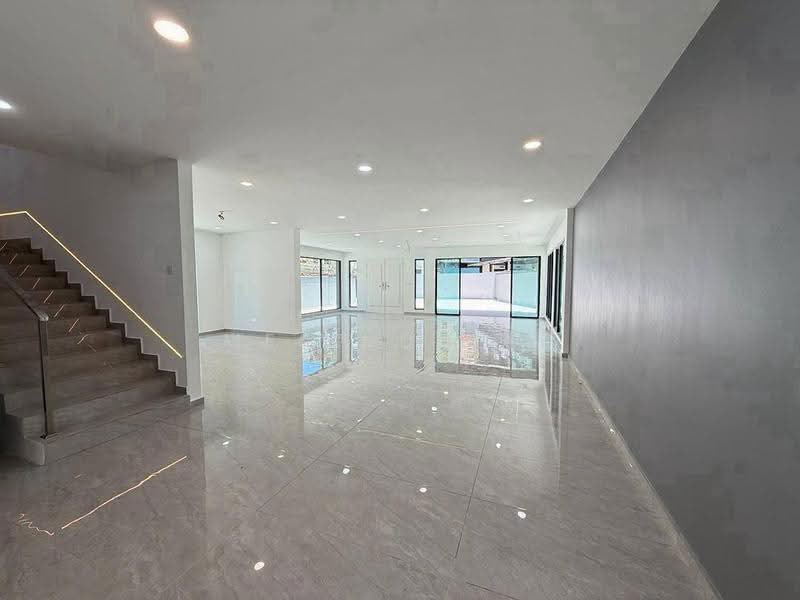 Bungalow House for Sale in Taman Kebun Teh (Johor Bahru) - Melinda Ee - Interior - PropertyGuru.com.my