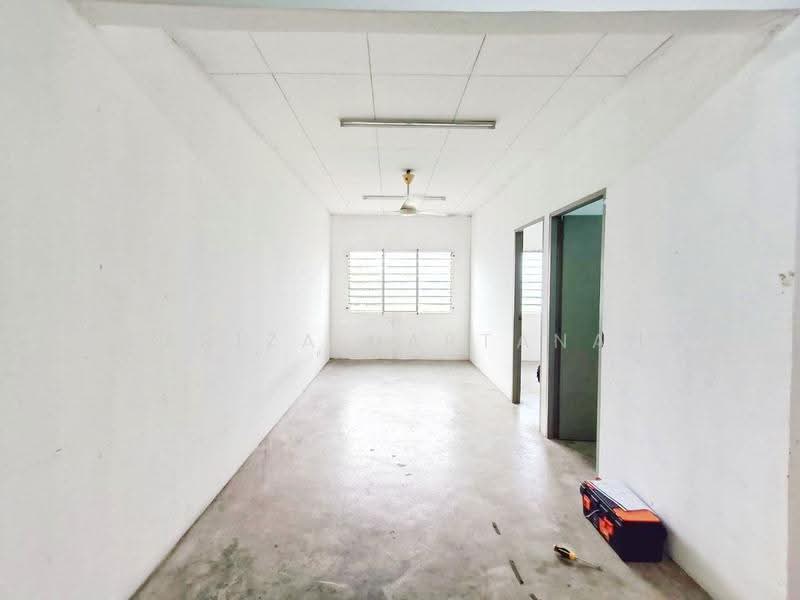 Flat for Sale at Taman Aman Perdana - Sariza Hartanah - Interior - PropertyGuru.com.my