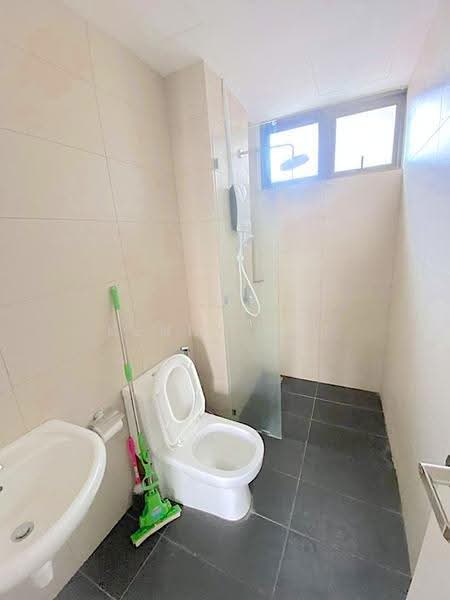 Condominium for Sale at Skycube - Kenny Ooi - Bathroom - PropertyGuru.com.my