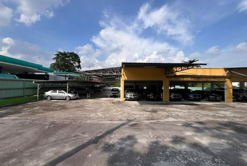 Banglo Komersial untuk Disewa di Petaling Jaya (Selangor) - Kar Yen See - Exterior - PropertyGuru.com.my
