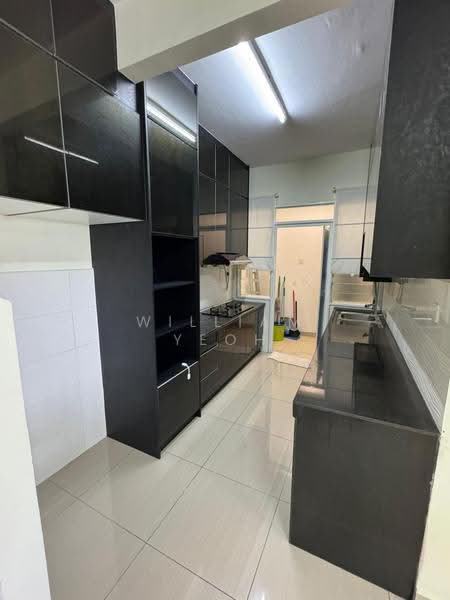 Kediaman Servis untuk Dijual di Saville @ Melawati - William Yeoh - Kitchen - PropertyGuru.com.my