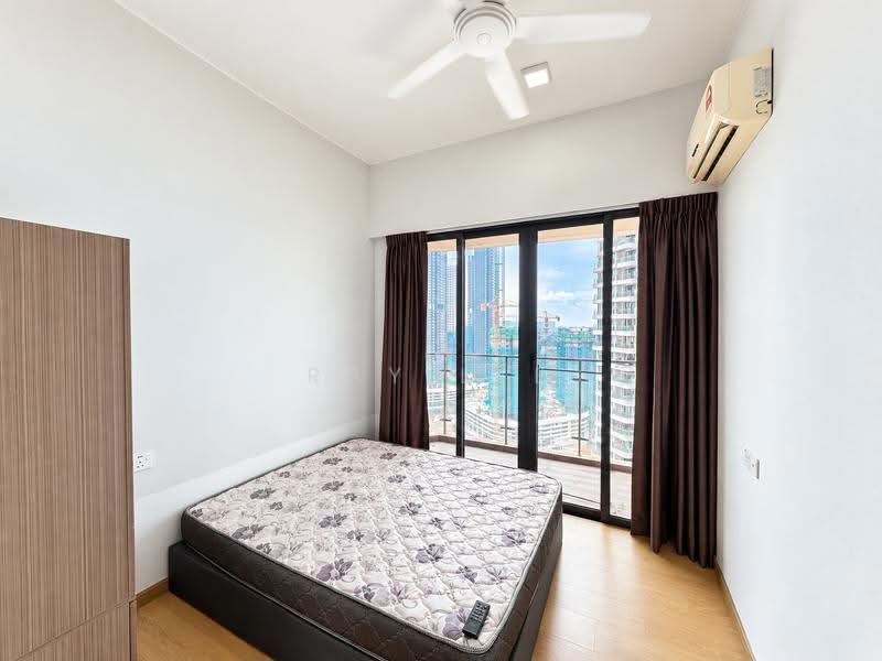 Condominium for Rent at Royal Strand @ Country Garden Danga Bay - Ray Lee - Bedroom - PropertyGuru.com.my