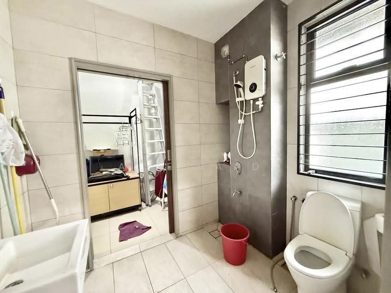 Rumah Teres untuk Dijual di Elmina (Shah Alam) - Alif Saad - Bathroom - PropertyGuru.com.my