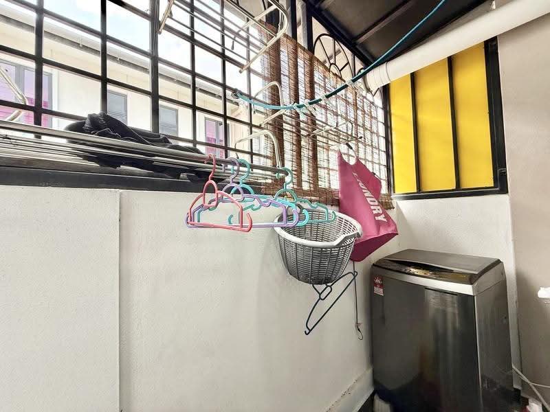 Rumah Teres untuk Dijual di Elmina (Shah Alam) - Alif Saad - Balcony - PropertyGuru.com.my