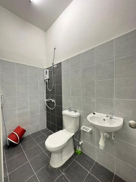 Cluster House for Sale in Taman Pulai Mutiara (Iskandar Puteri (Nusajaya)) - Eva Siow - Bathroom - PropertyGuru.com.my