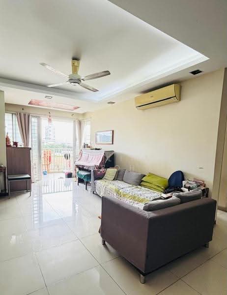 Kondominium untuk Dijual di Platinum Lake PV 16 - William Yeoh - Living Room - PropertyGuru.com.my