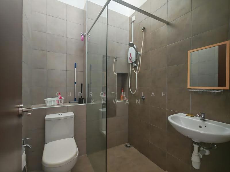2-storey Terraced House for Rent in Setia Safiro (Cyberjaya) - Gudrotullah Ikhwan - Bathroom - PropertyGuru.com.my