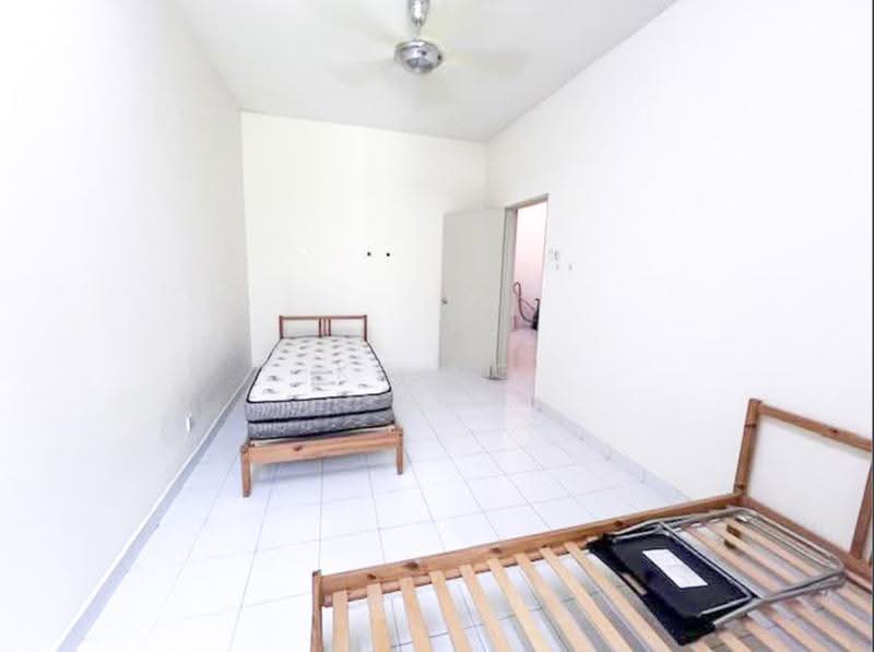 2-storey Terraced House for Sale in Bandar Sungai Long (Selangor) - KC Ng - Bedroom - PropertyGuru.com.my