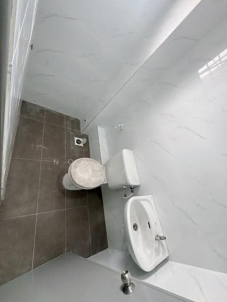 Rumah Teres 2-Tingkat untuk Dijual di Rawang (Selangor) - NoraFizah Gapar - Bathroom - PropertyGuru.com.my