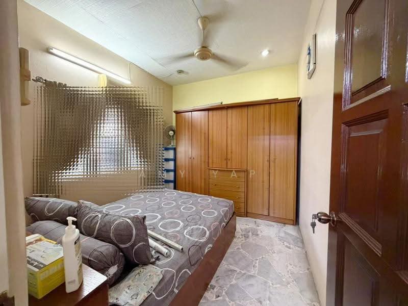 1.5-storey Terraced House for Sale in Kepong Baru (Kepong) - Amy Yap - Bedroom - PropertyGuru.com.my