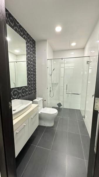 Kediaman Servis untuk Disewa di Wave @ Marina Cove - Fiona Pang - Bathroom - PropertyGuru.com.my