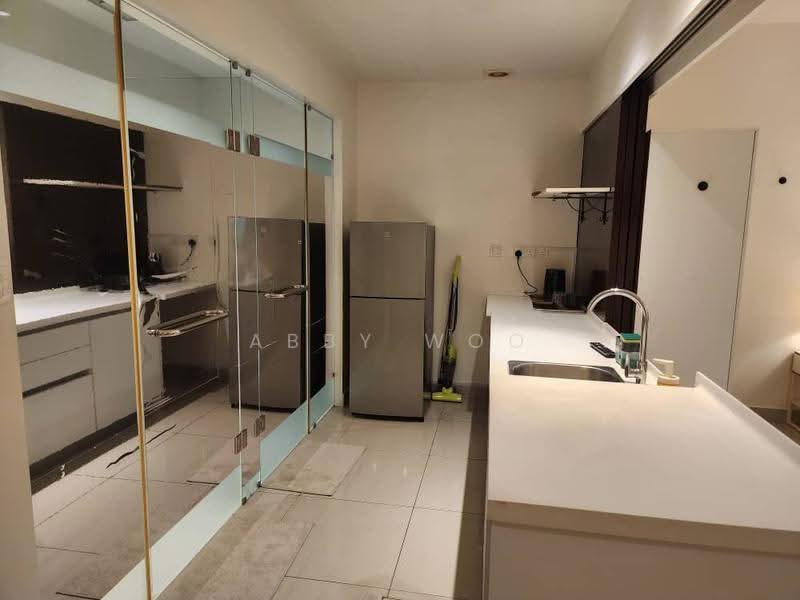 Kediaman Servis untuk Disewa di Trefoil @ Setia City - Abby Woo - Kitchen - PropertyGuru.com.my
