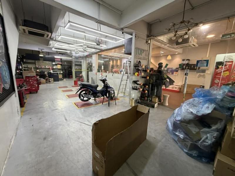 Shop / Office for Sale in Taman Sri Muda (Shah Alam) - Mike Yap - Interior - PropertyGuru.com.my