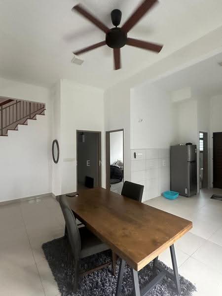 Rumah Teres 2-Tingkat untuk Disewa di Bandar Kinrara Seksyen 1 (Bandar Kinrara) - Ribena Lee - Dining Room - PropertyGuru.com.my