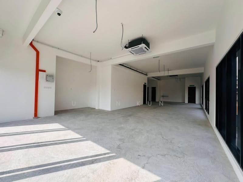 Shop for Sale in Iskandar Puteri (Nusajaya) (Johor) - U Hon Kun - Interior - PropertyGuru.com.my