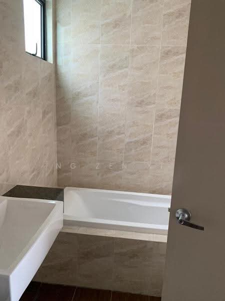 Condominium for Rent at Laguna Heights (Bukit Laguna) - NG ZEN XI - Bathroom - PropertyGuru.com.my