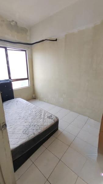 Kondominium untuk Disewa di Vista Millennium Condominium - Eason Hong - Bedroom - PropertyGuru.com.my