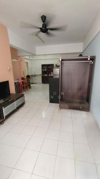 Kondominium untuk Disewa di Vista Millennium Condominium - Eason Hong - Living Room - PropertyGuru.com.my