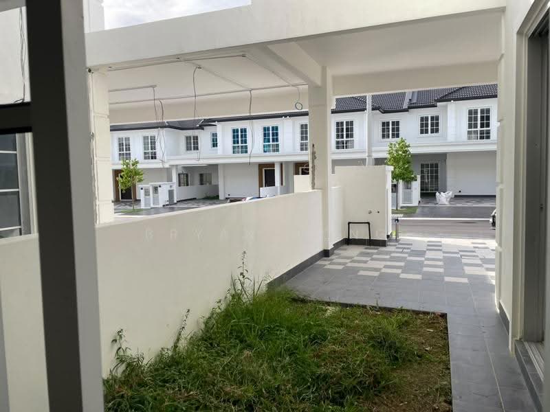 Rumah Teres untuk Disewa di Semenyih (Selangor) - Bryan Wong - Exterior - PropertyGuru.com.my
