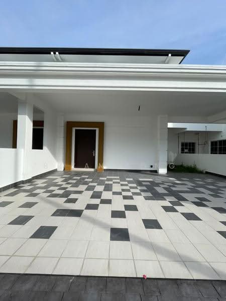 Rumah Teres untuk Disewa di Semenyih (Selangor) - Bryan Wong - Exterior - PropertyGuru.com.my