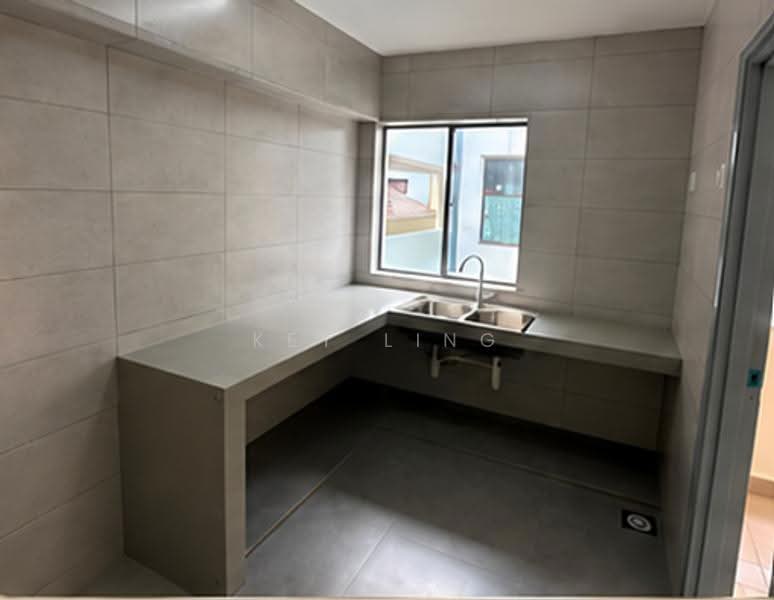 Pangsapuri untuk Disewa di Chin Woo Court - Key Ling - Kitchen - PropertyGuru.com.my