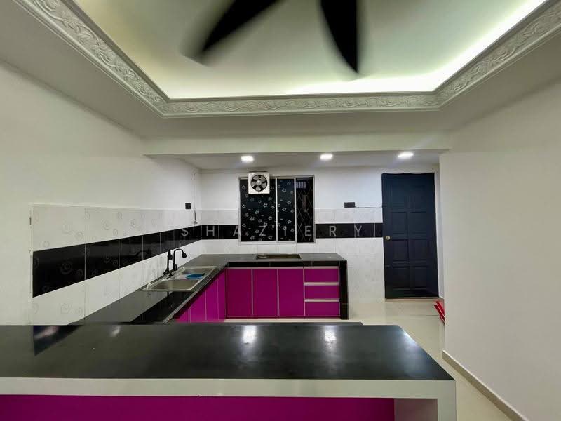 3-storey Terraced House for Sale in Taman Muda (Ampang) - Shaziery Iskandar - Kitchen - PropertyGuru.com.my