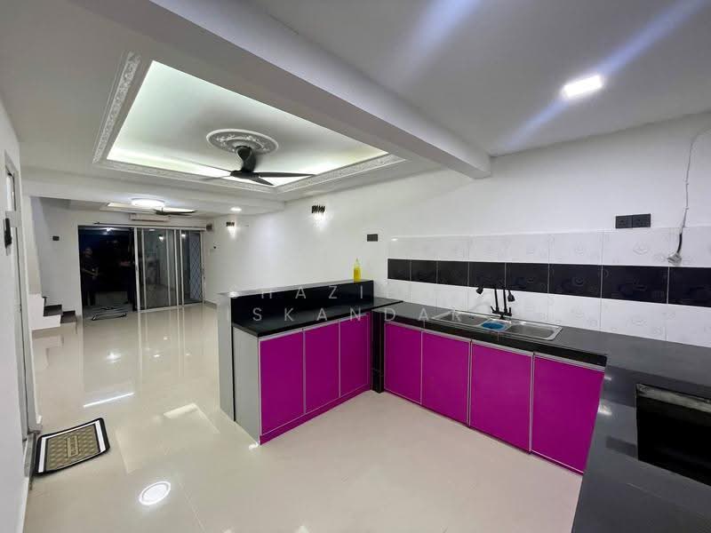 3-storey Terraced House for Sale in Taman Muda (Ampang) - Shaziery Iskandar - Kitchen - PropertyGuru.com.my