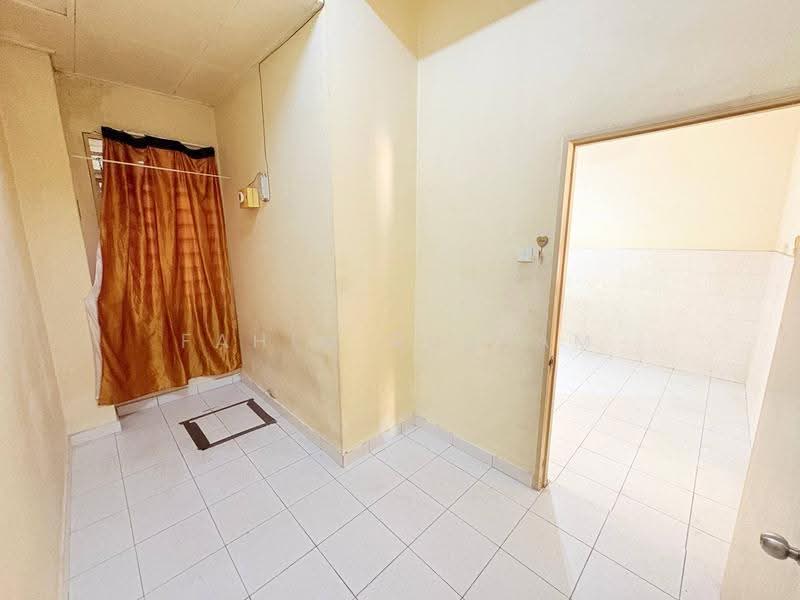 2.5-storey Terraced House for Sale in Taman Tasik Prima (Puchong) - Fahim Rustam - Interior - PropertyGuru.com.my