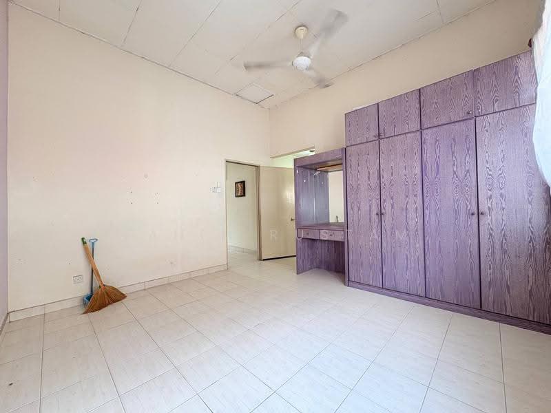 2.5-storey Terraced House for Sale in Taman Tasik Prima (Puchong) - Fahim Rustam - PropertyGuru.com.my