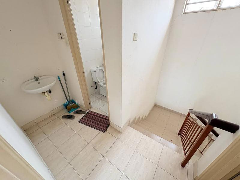 2.5-storey Terraced House for Sale in Taman Tasik Prima (Puchong) - Fahim Rustam - PropertyGuru.com.my