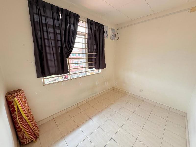 2.5-storey Terraced House for Sale in Taman Tasik Prima (Puchong) - Fahim Rustam - PropertyGuru.com.my